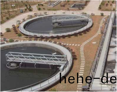 ZBXN型(xing)週邊傳(chuan)動半橋虹吸式吸泥(ni)機